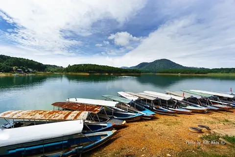View hồ Tuyền Lâm từ trên cao